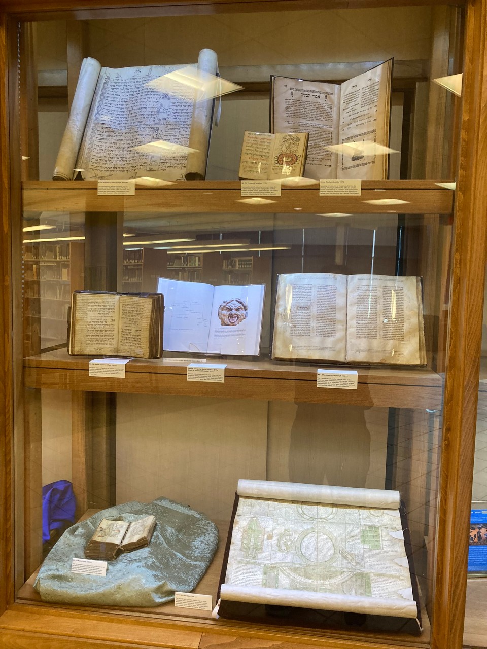 15th century scroll in Jewish mysticism