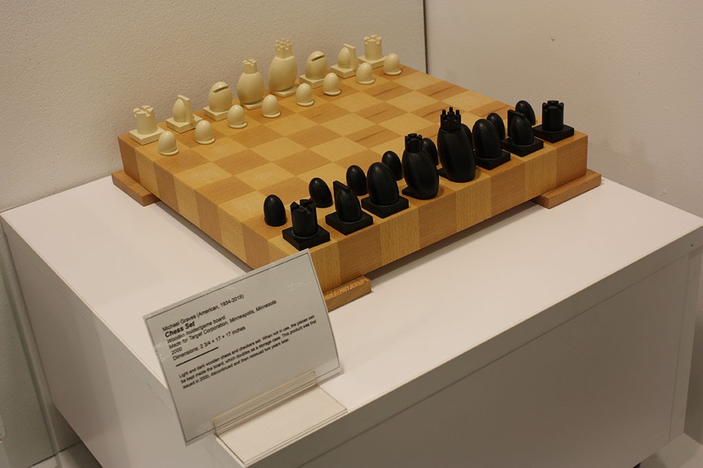 Michael Graves chess set